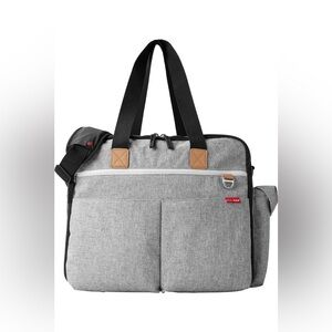 Duo Weekender Diaper Bag